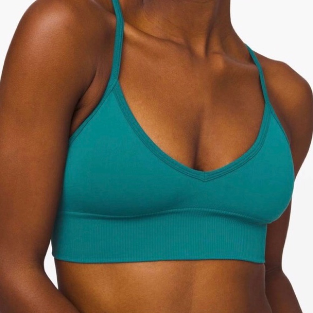 Lululemon Ebb to Street Bra Sz6